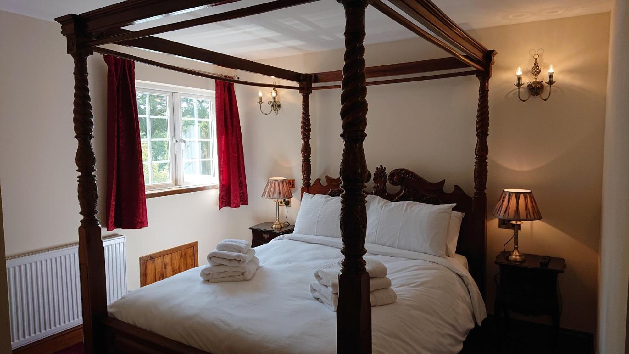 Great Trethew Manor Hotel & Self Catering Lodges Лискерд Экстерьер фото